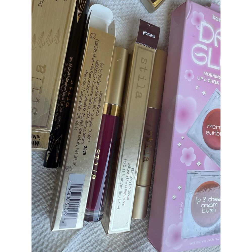 Assorted Makeup Lot Bundle - Picture 3 of 14